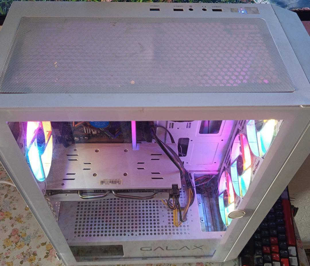 السلام عليكم pc gaming للبيع
المواصفات:المعالج i5 9400f

الرامات 16G 3200  

الذاكرة 1T SSD 

كرت الشاشة RX 580 2048SP 

البور سبلاي 650w

الكيس من نوع galax

4مراوح

للتوواصل: انستا nashat_aljanaby
واتساب: +964 776 586 6053

مكاني:بابل/الإسكندرية
