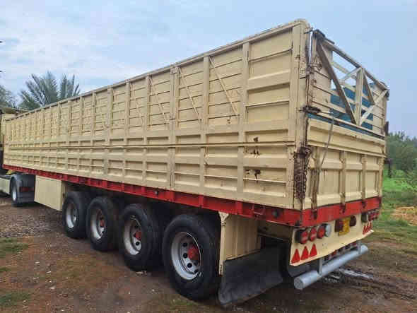 عربانه اوربيه محدده مكفوله كفاله عامه الطول ١٢،٥ تخم تاير ١١ مزوج تخم جوبلسات تخم كهربائيات ٤ محاور بلادي ١١ واحد رفاع مع صناديك وثلاجه ومطبخ وجادر فقط؛ ماتخلي عليه لو ربع دينار السعر ٩٠ ورقه وبيه مجال المكان العزيزيه الكوت الاتصال ع الرقم*********** اني مكلف بالنشر خاص ما ارد
