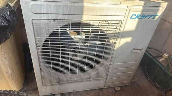 سلام عليكم سبلت كرافت 3 طن شغال تجي شغله وتفحصه وتاخذه مكاني رساله قرب سوق شرطه  سعر 350 الف بي مجال قليل 
***********
