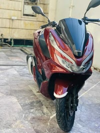 للبيع pcx  الـجـيـل الـثـالـث  كفاله عامةة  كـوري بصمة وحدة  ماشية 34 ...