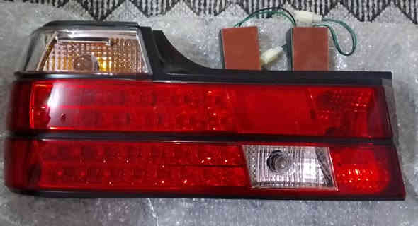 السلام عليكم
بك لايتات BMW للبيع جدد 
للاستفسار أكثر اتصل على الرقم 
***********
