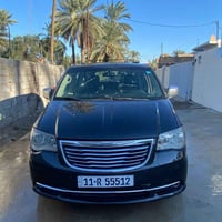 كرايسلر كرفان • ٢٠١٢ • كامرة شاشة