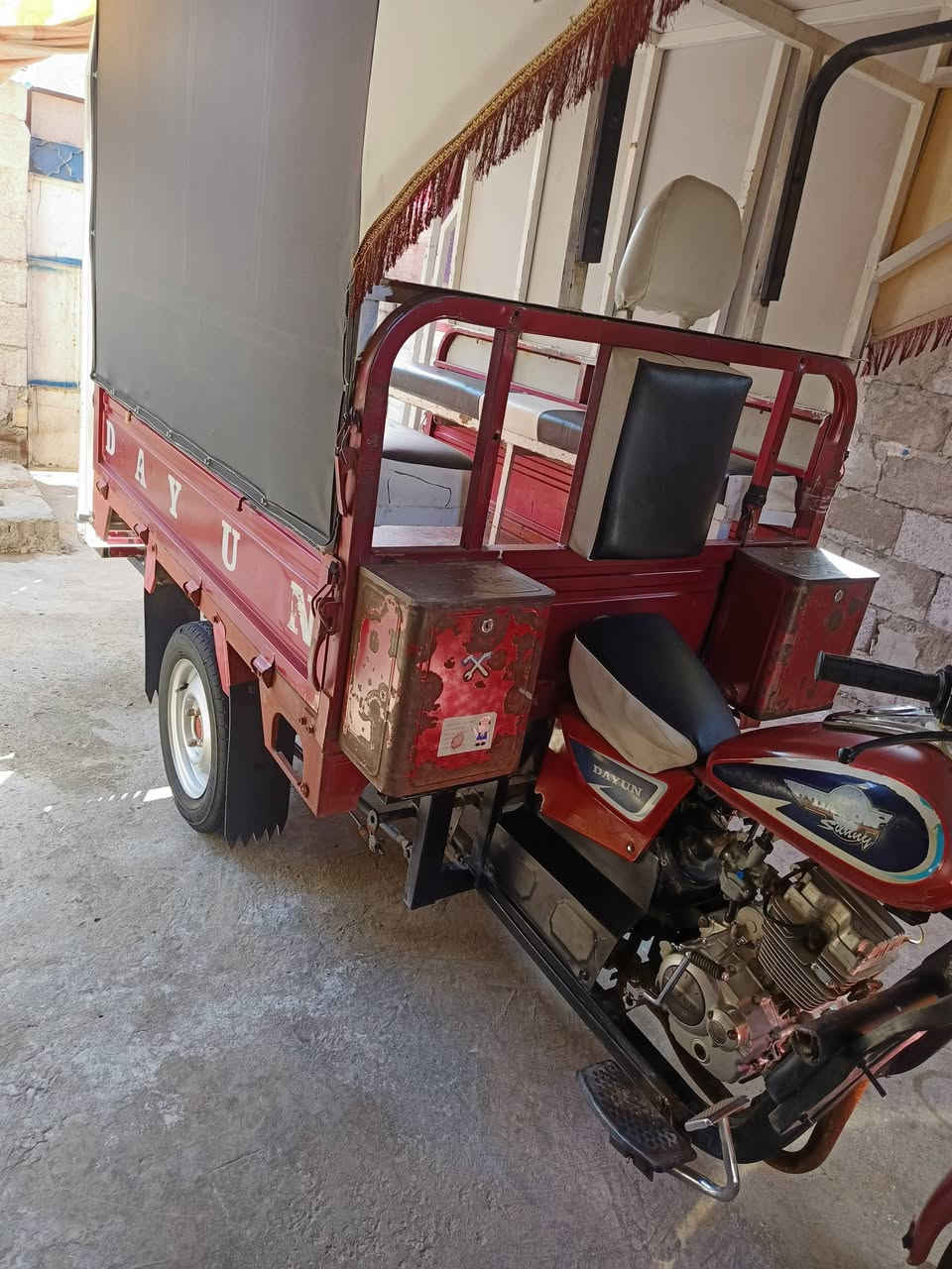 ستوته موديل 17 رقم نكليزي بسمي تحويل مباشر كهرباء كله شغاله تايرات جديد جوبلس ستوته كامله المكان بغداد الحسينيه راشديه السعر 2000
رقم الهاتف ***********
