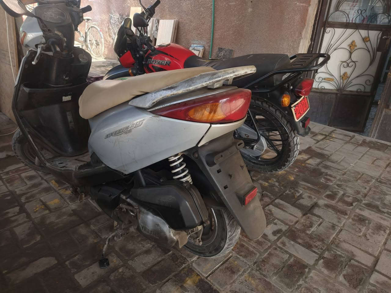 دراجة بريز بحالة ممتازة تشتغل سلف وهندر مفتوحة المكينة ومجفتة مرة وحدة بس غراضها كلها جديدة السعر 600 او مراوس بدراجة ماكس نضيفة


**إذا كنت صاحب هذا الإعلان وتريد حذفه لأي سبب، رجاءا أرسل رسالة إلى الدعم الفني**