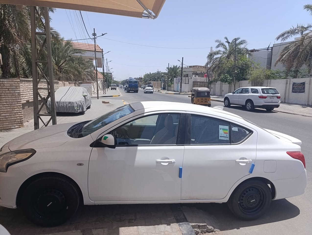 نيسان سني هندي بليته زركه  2025
بعده ما واصله الف يعني زيرو كفاله عااامه 

شاشه لكزز تحكمات ستيرن جهتين فول 

سستم سماعات خلفي +دمام صندوك + كبات اسود +تلبيسات

بسم الشركه تريد تحويل تريد وكاله ام ضمان شركة سور 3سنوات 

سعر 136 بيع شراي لا تدخلي يرحم امك 

***********
