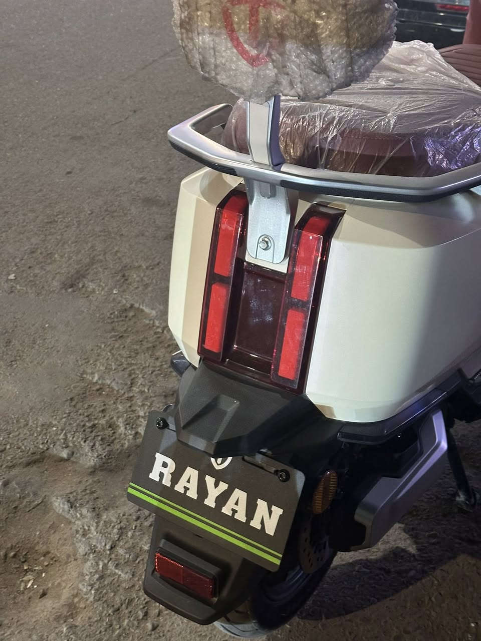 دراجه شحن للبيع ريان وحش الكون vip***بعدها وكاله دراجه فول مواصفاتها معروفه… السعربمليون وبيها مجال بسيط…مكاني الكاضميه رقم ***********
