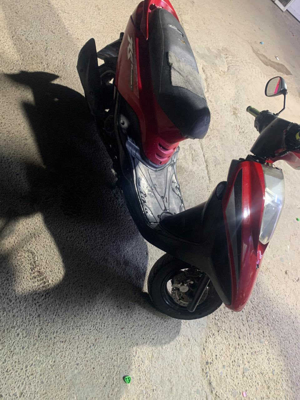 بريز نوزل دراجه نظيفه.   سعرها 600 وبيها مجال المدينة ***********

