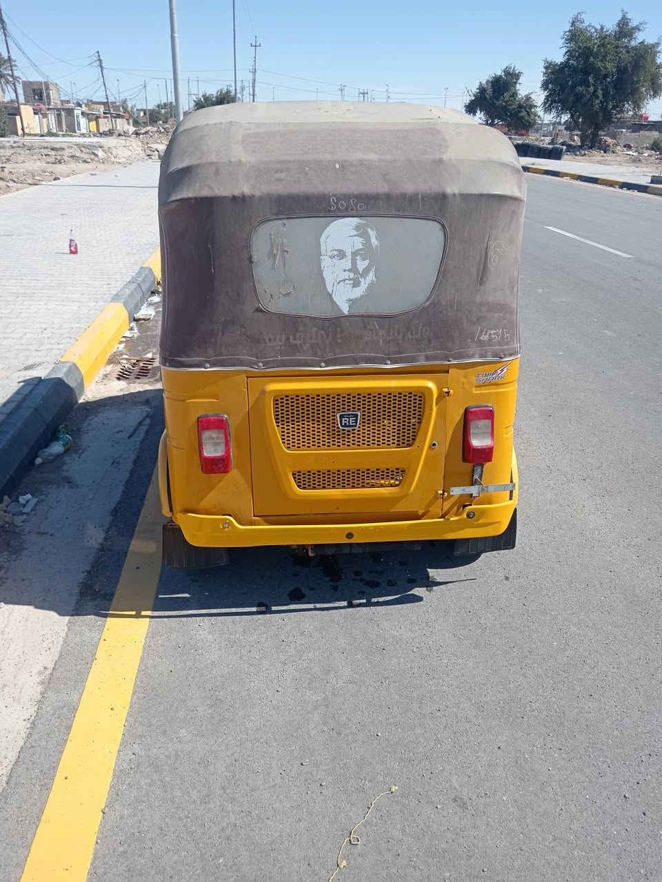 السلام عليكم تكتك للبيع رقم وسنويه واسط موديل 21شهر 11مكينه خير من الله  لا تنقيص ولا تبخير ما متواجد ع خاص اتصل ع رقم ***********
