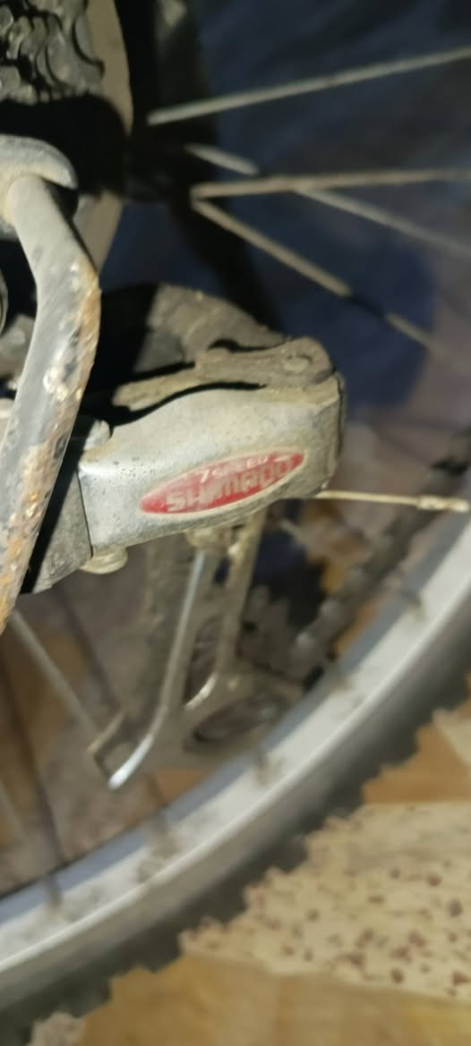 السلام عليكم
بايسكل باناسونك ياباني 
المنضومة مال گير شيمانو Shimano شركة عالمية اذا تحب ابحث عنها
البايسكل ياباني اصلي سعرة 180 وبي مجال للطيبين 
للتواصل واتساب ***********
