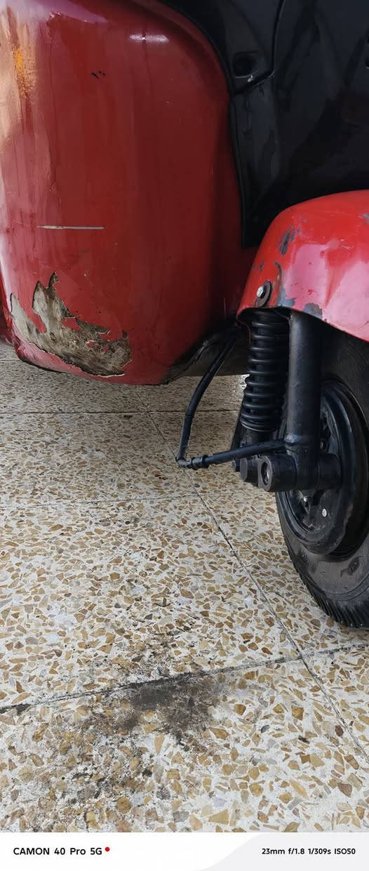 18 مرقمه باسمي تحويل ثاني يوم مكينه عشرين مجفته عل ايدي صار شهر لا تنقيص لا تبخير جيب فيتر وياك وكلب براحتك كبل للشارع كامله سعرهه 4500 بيهه مجال كلش قليل مكاني حي طارق وسط ‏‪***********‬‏
