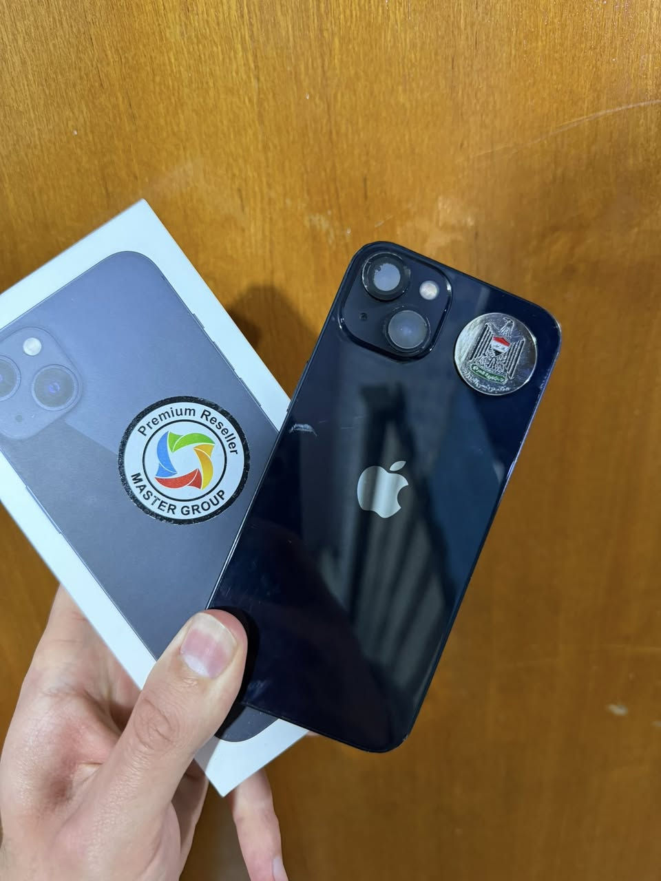 السلام عليكم
ايفون ١٣ عادي ذاكره ١٢٨ ضمان ماستر
بعده داخل الضمان
الجهاز مكفول كفاله عامه عدا الشاصي بي طخات 
بطارية ٩١ اخر تحديث 
السعر ٣٩٠ قفل
***********
