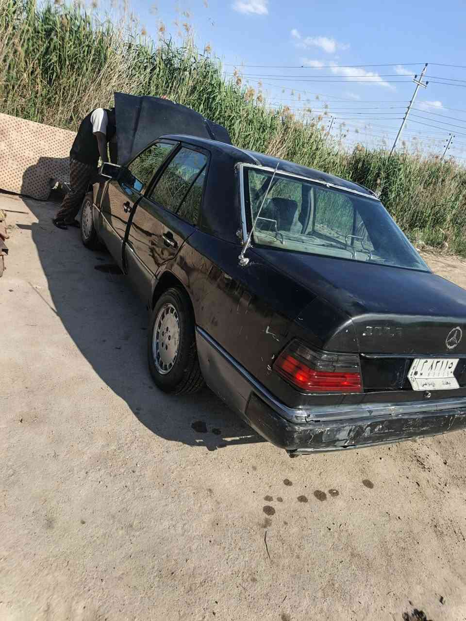 سلام عليكم
سياره دب مارسدس البيع فقط او مروس حسذ قناعه  موديل 1991 مكينه 2.5 ونص مال بطه رقم بغداد صاحبهه  ريد تحويل سنويه منتهيه 2020 
سياره جاهز بس تبريدهه مايشتغل كهربايت شغالت كلهن السعر 33 وبيهه مجال العنون البصره القرنه شلهه قرب جسر نهر العز سياره حلوه وجاهزه مانقصهه شي غير متواجد علئ فيس
الاتصال ***********
