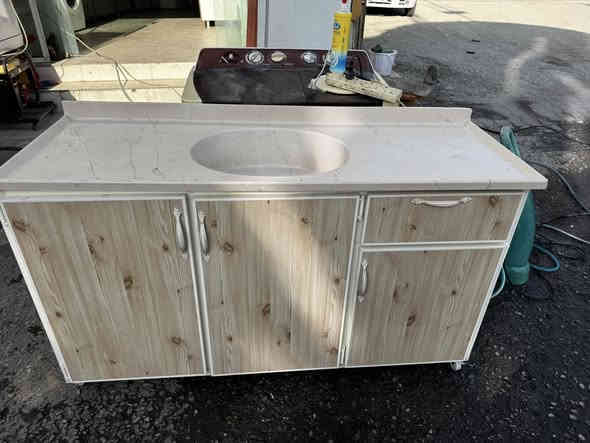 سنكات مرمر باله استعمال قليل نضافه ميه بالميه كله اصلي مو من هذا السوكي الخاص مفتوح اتصال ***********واتساب
المكان تقاطع السايلو تقاطع بيت سيد اربيع
