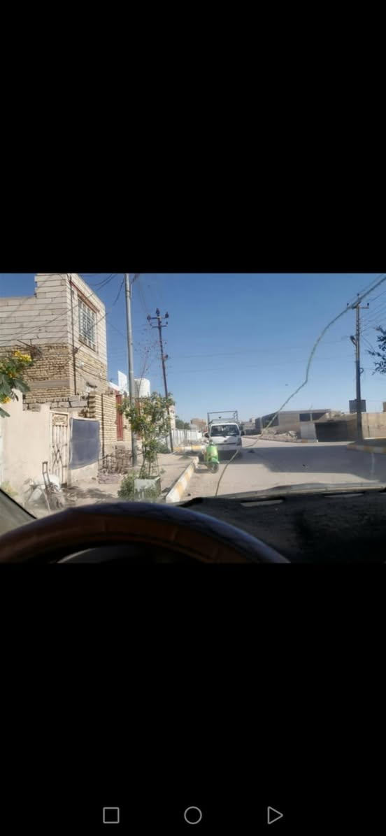 دار للبيع طابو صرف
حي الغدير قرب مجمع المدارس  ومدرسة القاهرة قرب المركز الصحي  الطابق الأرضي
2صاله 2 غرف اكبار مطبخ ديوانيه حمامات داخليه وخارجيه  +
الطابق الثاني شقه معزوله
غرفتين ومطبخ وصاله وساحه كبيرة وحمامات
المساحة 250 متر 
بناء  طابوق  كونكريت الأرضي الطابق الثاني ثرمستون عكادة
السعر  150 مليون


**إذا كنت صاحب هذا الإعلان وتريد حذفه لأي سبب، رجاءا أرسل رسالة إلى الدعم الفني**