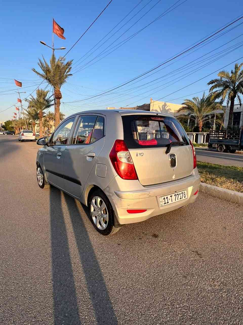 السلام عليكم i10
موديل 2015/ماشيه67
السياره نضيفه بمعنى الكلمه ومثل مموضحه بالصور 

السياره مكفوله بدون صبغ من الدعاميه للدعاميه لكن تعديل بسيط 

شاشه اصليه اندرويد
كاميرا خلفيه  
سماعات JBL 
غرفتها جداً نضيفه ودوشمه جديده 

السعر78 وبيها مجال بسيط
الموقع السيدية
***********
