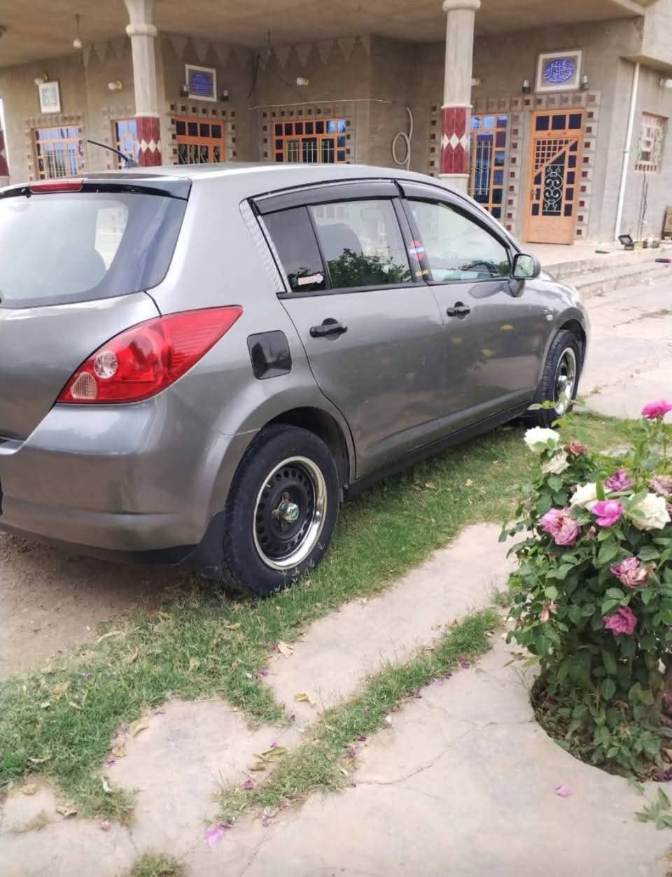 سلام عليكم للبيع نيسان تبدأ 2007
رقم بغداد بسمي سنويا 28 تبريد شقال منضومه زينون
بيه قطع ابيع حزام السعر, 65وبيه مجال قليل
مكان صلاح الدين ناحيه مكيشيفه 
***********
