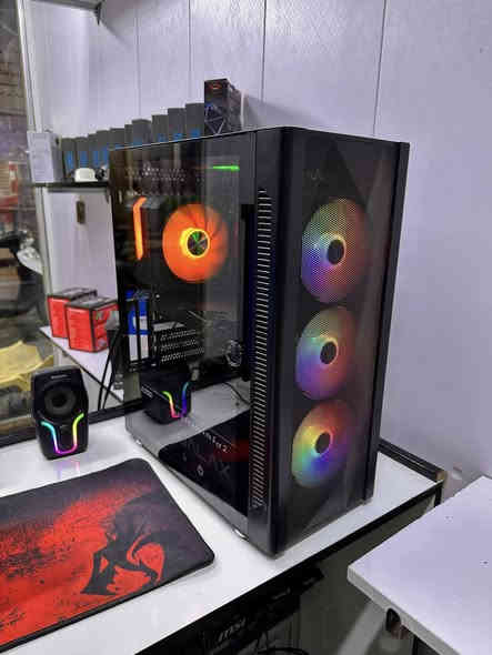 تحية طيبة شبابنا وحبايبنا 
تجميعة مرتب و قوية اداء يعجبك وزايد 
كل القطع براندات قوية و معروفة
مع ضمان شهر 
I7 9700KF 
Z390 AORUS WIFI 
RTX 2060SUPER 8GB GIGABYTE 
RAM 16 3200 
M.2 128-HDD500GB
CPU COOLER XIGMATEK
P.S750W+80 PLUS 
CASE 4FAN 
السعر ٦٠٠ الف شبابنا مع التوصيل
متوفر توصيل لكافة المحافظات 
عنوان المكتب كوت-المشروع-شارع الحاسبات-مكتب mega technlogy
***********
