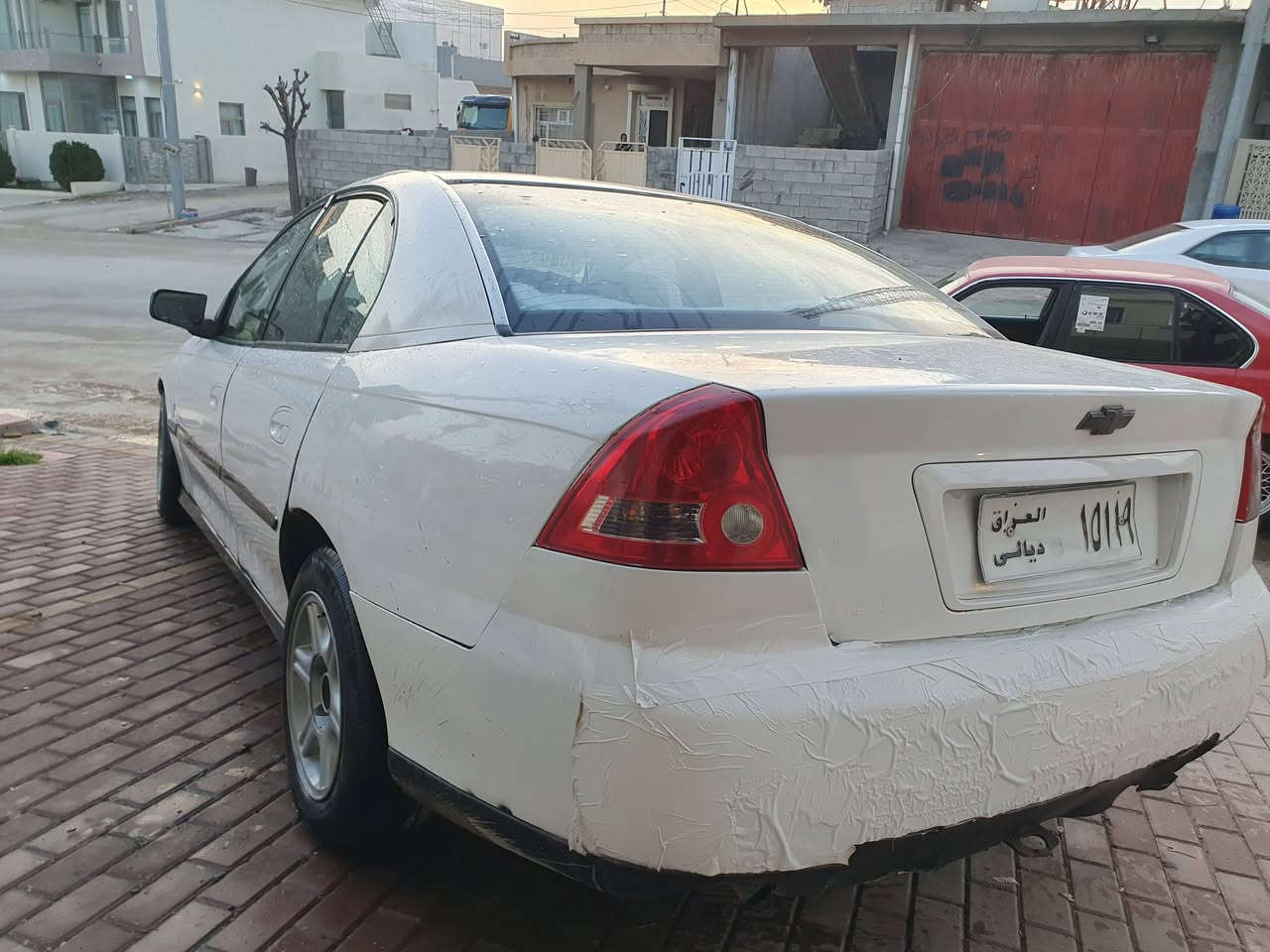 سەرتا بە ناوی خوا شۆفلیت لۆمینا
2004  ئاڕم پلاسیک سلیمانی بە شەرت 
گیرو مەکینە ئەڕنەب بەشەرتی 10 فیتەر  
ئۆتۆ ماتیک 
چوار جام کارەبا 
گەرمیو فلچەو تەبرید سارد بەس ڕایتەری پیوە نیە 
ناو زەرد 
کوشن کارەبا 
ئاوینە کارەبای 
چوار تایەو ویل لۆکە بەسراوە 
شاشە ئایپات 
دەبڵ گیچ کامل گیچی؟ئیش ئەکات 
دەعمو لیدراوی نییە 
بەنزین زۆر کەم ئەخوات 
ماڵی دۆستە سعری 20 وەرەقەو مجال
 گۆرینەوەش ئەکەم  
***********
***********
