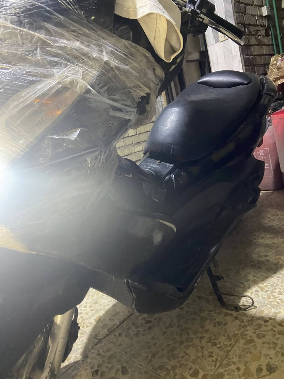 سلام عليكم للبيع بي سي اكس الدراجه حلوه وناعمه شلعه ومعدل مكاني الامين الثانيه ***********
السعر٩٥٠
