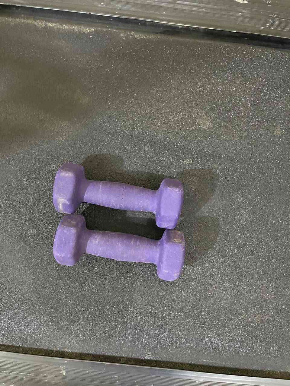 جهاز جري للبيع نضيف فول مواصفاات هو وملحقاته وبسعر مناسب


**إذا كنت صاحب هذا الإعلان وتريد حذفه لأي سبب، رجاءا أرسل رسالة إلى الدعم الفني**