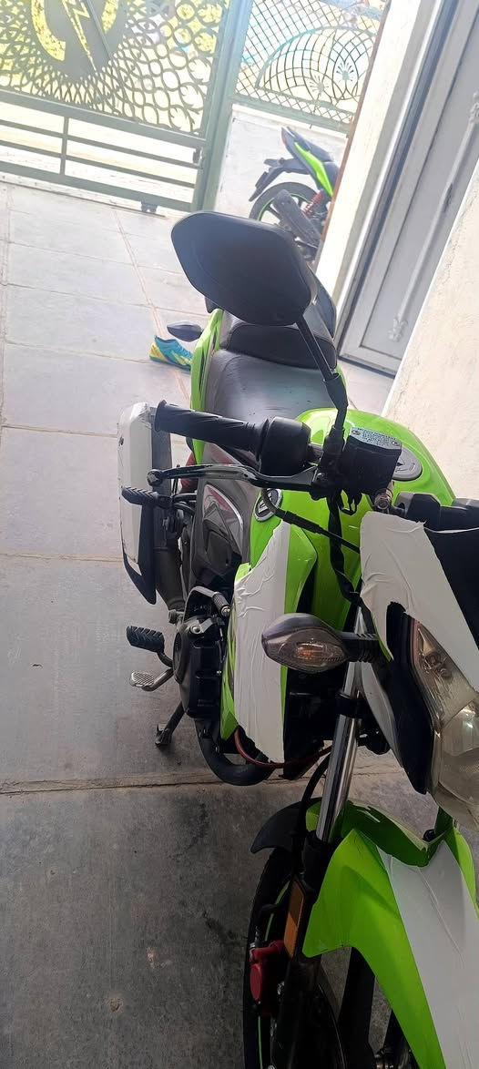 السلام عليكم هاوجي للبيع موديل 2022 مسجل كامل من كلشي السعر 16 ورقه وبي مجال رقم الهاتف ***********
