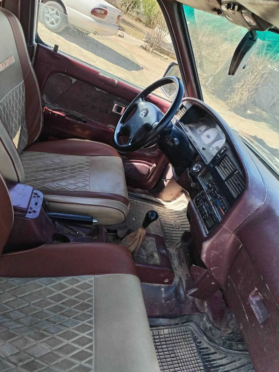 سلام عليكم دير للبيع موديل 2007 منفيس كركوك شرط الوكاله محرك جديد كير اكسل شرط سياره قطره صبغ مابيهه للاتصال ***********
