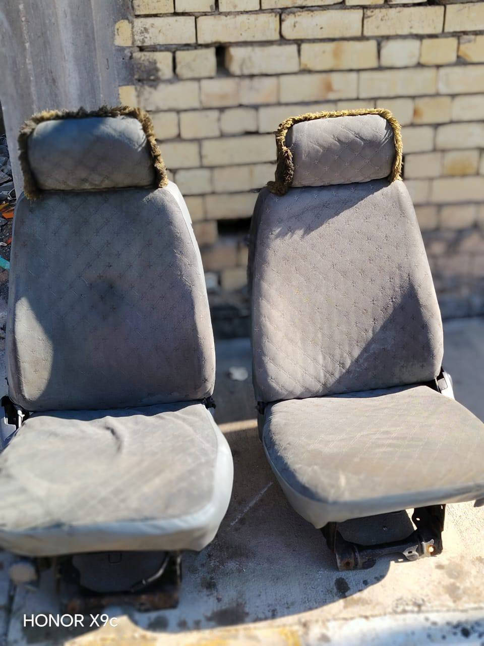 كشنات هينو طير. جدد مدوشمات للبيع مكانهن صويره غير متواجد عل فيس السعر 125 ***********
