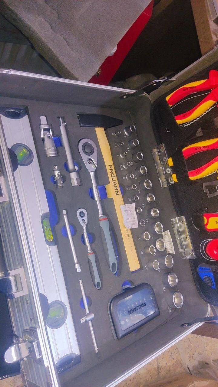 جنطة عدة كامله من ماركة بروجان الالمانية 
عازل وميكانيكي 
الاستفسارات خاص 
العنوان بغداد شارع الرشيد نهاية شارع المربعه محل احمد جلال
متوفر توصيل الى جميع المحافظات


**إذا كنت صاحب هذا الإعلان وتريد حذفه لأي سبب، رجاءا أرسل رسالة إلى الدعم الفني**