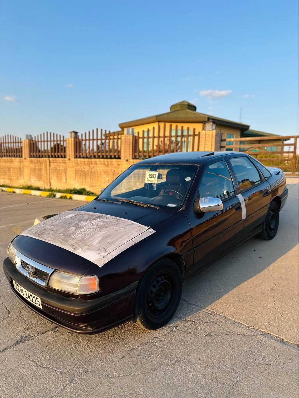 سلام علكيم اوبل فكترا لون ماروني
موديل ١٩٩٣ محرك ١.٨  كير عادي
سنوية و رقم و هزة جديد شرط تحويل وكالة
سيارة سلايد-ظرر مابي بدون ظربة
كهربايي وتدفئة و كلة شغال Abs استرين پاور
مكان كركوك *********** كركوك, العراق
