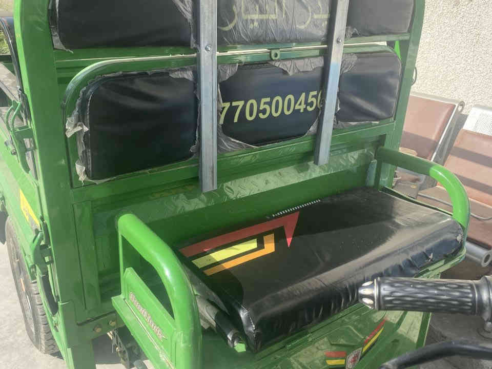 مديل ٢٥ للبيع  السعرمليون ٢٠٠.                                   *********** مكان التاجي منشة نصر نضيفه كلش تاير حجم جبير كهرباء كله شغاله
