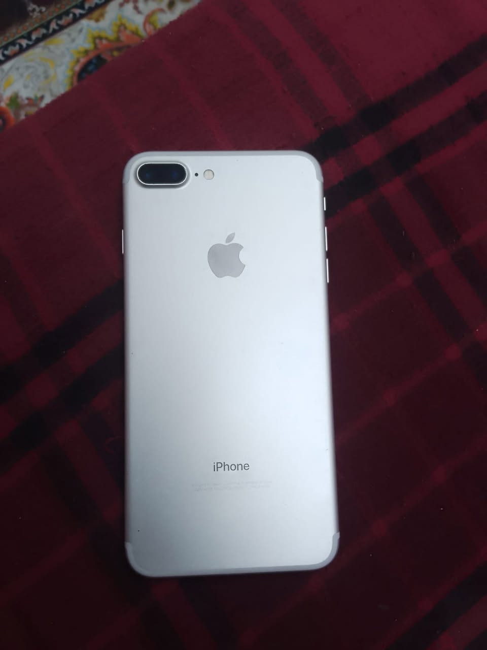 السلام عليكم 
ايفون 7 ذاكره 128 بطاريه 100 كلشي مابي فقط مبدل بطاريه كامل ممفتوح 
سعره 100 وبي مجال 
مكاني بغداد الحبيبيه رقمي واتساب فقط 

***********
