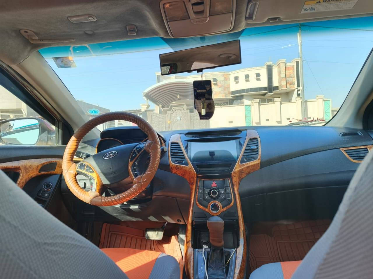 النترا موديل ٢٠١٥ بنوراما رقم بغداد حادثه جاملغ تبدل + بنيد مصلح بدون دواخل حجم المحرك ١٨٠٠  بانزين غاز
***********
