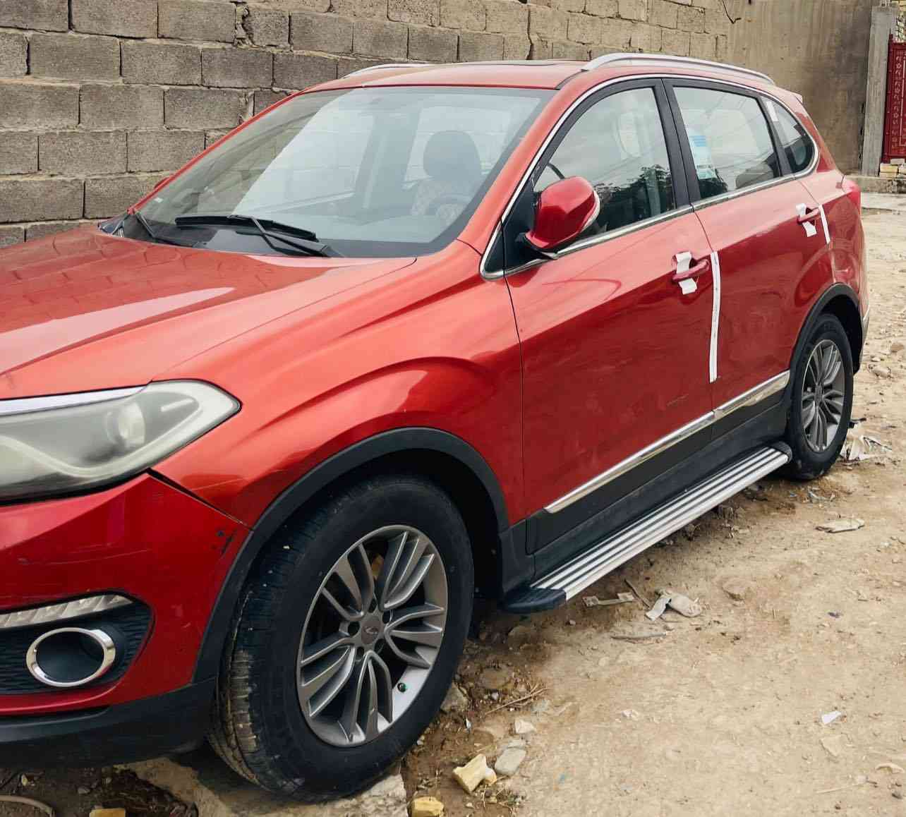 السلام علـيگم.  تيگو 2016.5 شگل 2018.. تشغيل بصمه .فتحه ب السقف اشاير ب مري..  مقعد كهربائي. كير ميكانيگ كشنات جلد  . تبريد خير الله ب صيف ثلج ❄️. رقم بغداد . ب اسمي ….سياره بيها ضربات مثل ما موضحة ب الصور.  المكان بغداد. العبيدي . الرقم.   ***********‬
