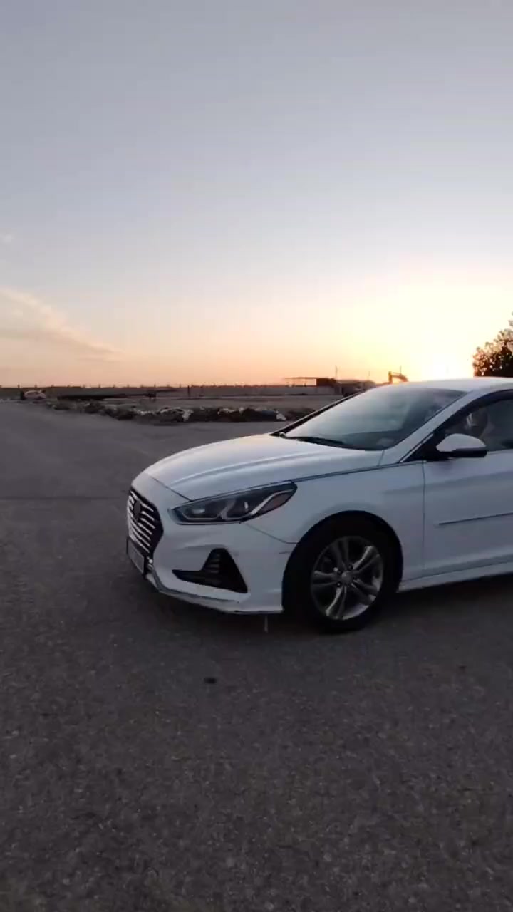 سلام عليكم سوناتا 2018 أمريكي
مواصفات:
تخم تاير جديد
٣ وضعيات قياده
كراسي جلد +كهرباء
تحكم ستيرن جهتين 
كامره خلفيه
رادرات 
بصمه تشغيل
تبريد🥶
مانع نزلاق
حساس تاير
بعد هواي مواصفات
سياره فول ماعده فتحه ماشيه 76الف 
ما عايزه برقي سنويه 2030 بأسمي مداور ثاني يوم سوناره واضح بصوره سياره خير من الله سعره ١٤٠
رقم موبايل ***********
