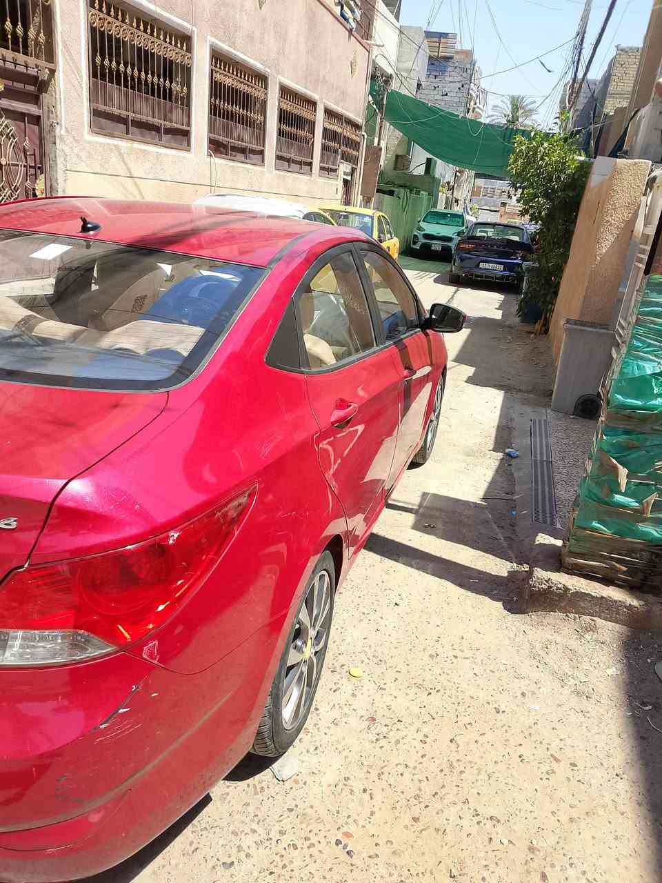 السلام عليكم
اكسنت 17 خليجي محرك 1600 قطرتين وباقي المواصفات معروفة بيها قطعتين صبغ باسمي السعر 90 وبيها مجال ماشية 174 الف للاستفسار ***********
