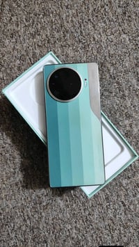 تكنو كمن 30 برو • ٢٥٦/١٢ • ما مفتوح