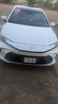 كامري 2025 gle وكاله ساز  ماشيه 27,000 بانزين فقط رقم اربيل مواصفات فو...