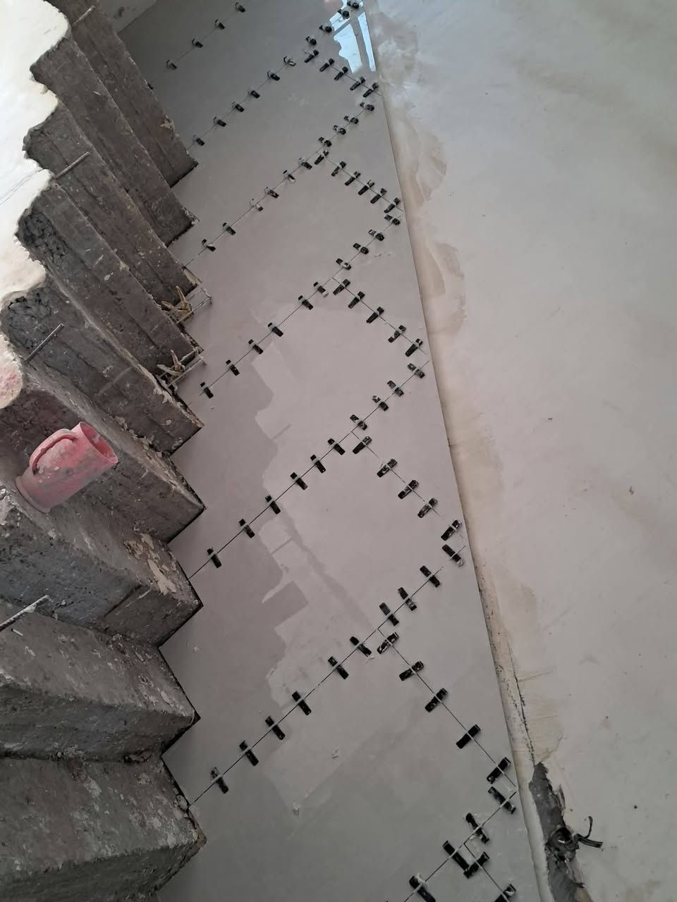 السلام عليكم مستعدين لعمل السيراميك والكاشي بكافة أنواعه والبورسلين والمرمر والكرانيت وحجر القرض وتطبيك بايات الدرج شغل درجة اولئ شرط إشراف هندسي كله عاليزر وهزاز وفتحات الماي بالسكويره واحدث اليات العمل متوفرة وإنجاز سريع بالعمل والتزام بالموعد وبأنسب الأسعار متفرغ للعمل حالين مزيد من الصور ومقاطع الفيديو لأعمالنا للتواصل خاص او الأتصال على الأرقام التالية
*********** واتساب
***********
