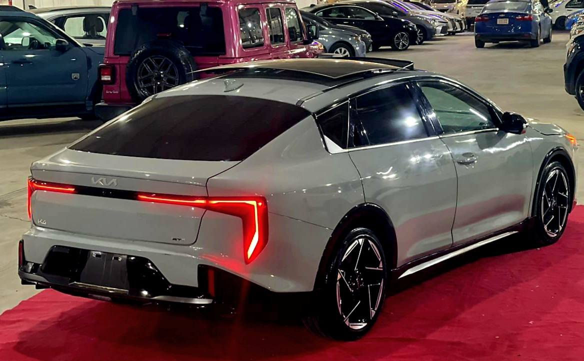 ســـلام عــلیکم 
کـیا K4 مودیل 2025 شکل جدید
ماسفات GT-Line فول فول 1/1
لون سمنتی مومیز
سعر بلاش ارخس سعر [ 158 ] بی مجال
 سیارە بیها نوس بولند جملغ باب سبوغ بدون شوانصی
ماشیە 9000 mil بعد زیرو
سیارە جاهزە بدون نواقس
سیارە بدون رقم 
ماسفات ⬇
بسمە
بریک بسمە
شاشە کامیرە
بانوراما
کشینات جلد 
داخل لونین 
کشن هیتر 
ستیرن هیتر
ویل کروم 
بلاک توپ 
شاشە محدس 
رادار امامی و خلفی 
حساس 
کیج الکترونی
شاشە جبیر 
تحکومات سترین
لایت لید
لایت LED 
بکلایت لید
بعد هوای ماسفات 
عنوان اربیل داخل معارض 
***********واتساب فایبر 
*********** کورک فقط أربيل, العراق
