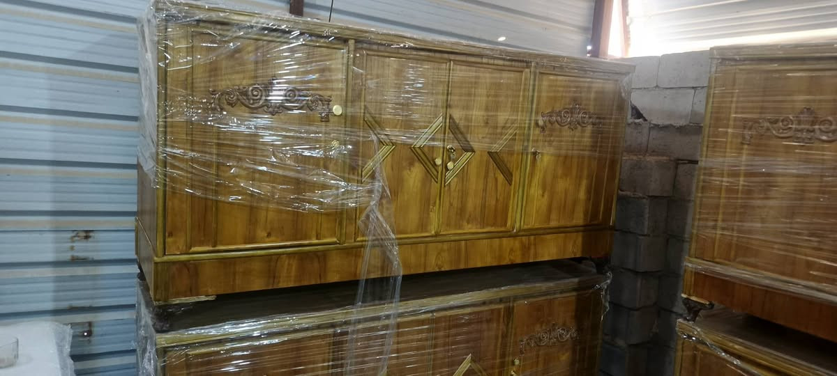 انواع الاثاث المستخدم والجديد في مزاد الرسول العنوان كاطون الرازي نهايه الشارع  لاستفسار ع رقم الهاتف *********** ملاحضه مستعدون لشراء كافه المواد المنزليه وغرف نوم 💤
