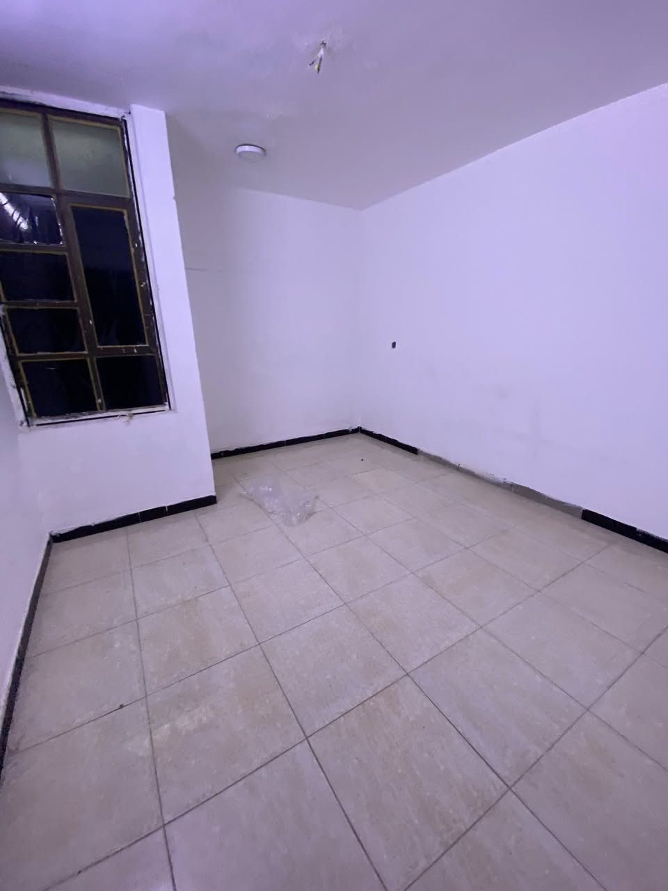 للإبحار في السيديه
دار سكني مساحه 50 متر يتكون من 

صاله مطبخ خدمات غرفتين نوم سعره 650 قفله 

للاسـتفسـار الاتـصال علـى الارقـام التـاليه  او زيـاره مكـتب عبدالله الرفيـعي السيـديه_شارع الضـباط_ مقابل مجـمع لحـوم جويـلي 
***********
مكتب عبدالله الرفيعي
مؤمن الوليد للاستثمار العقاري
‏‭0770 010 5930‬
━━━━━━━━━━━━━━━
#بيت #عقارات #منزل #بيع #وساطة_عقارية
#شركة #سيدية #بغداد #عراق
#عقارات_السيدية
#عقارات_الكرخ #ايجار_تجاري
#بنايات_سكنية
#عقارات_القادسية #عقارات_اليرموك #عقارات_المنصور
#عقارات_الحارثية #عقارات_الكاظمية #عقارات_الاعظمية
#عقارات_العطيفية #عقارات_حي_الجامعه
