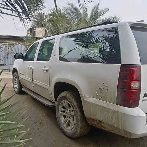 السلام عليكم تاهو ٢٠١١سياره مكفوله من الضربه والتبديل اصل سلفر مصبوغه عام مكينه كير حداديه تخم تاير كشنات جلد اصل مكينه كير جدد قبل شهر شادهن تخم تاير البارحه شديده جديد تخم ويل مال ٢٠١٨سياره نقصه بور بيه صوت فقط سياره جاهزه ***********بلخدمه السعر٧٥ترهم مراوس
