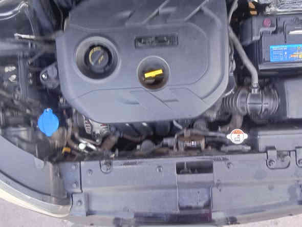 كيا صول وارد أمريكا موديل 15 لون اسود ملكي محرك 2000 جي دي اي فول مواصفات عدى الفتحة  نظيفة جداً مابيها اي نقص مال جناي حادثها اربع قطع صبغ بدون دواخل جهة عكس السائق رقمها بغداد الدولي مكان السيارة بغداد السعر 110 غير قابل للتفاوض للاستفسار الاتصال على رقم الهاتف *********** وات ساب
