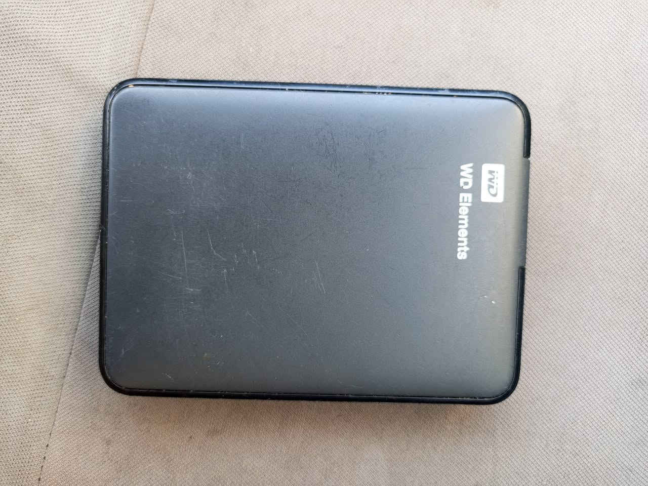 هارد WD Elements خارجي سعة 2 تيرا USB 3.0 بسرعة نقل توصل تقريباً 80-120 ميكا بالثانية، سعره 70 الف عنواني نجف شارع المدينة


**إذا كنت صاحب هذا الإعلان وتريد حذفه لأي سبب، رجاءا أرسل رسالة إلى الدعم الفني**
