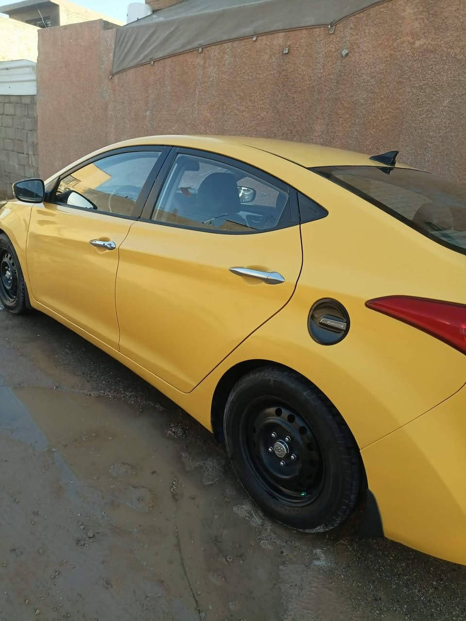 النترا موديل 14فول مواصفات عدا الفتحه سيارة نضيفه رقم بغداد
بصمه 

تحكمات ستيرن

أنظمة قيادة نظام ايكو

اشاير بالمري
تخم تابر جديد 

تدفئة كشنات حساسات 

كامره وشاشه بلادي 

مكاني بغداد سعر ١٠٠ وبي مجال بسيط 
***********
