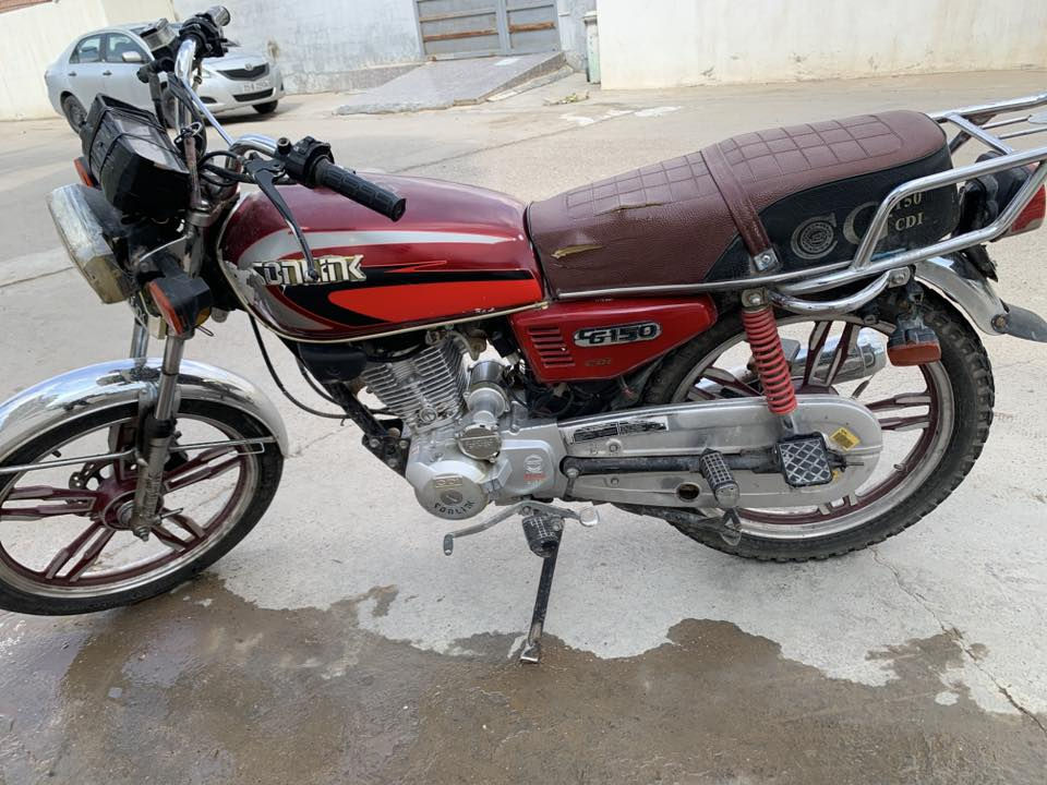 سونلیك ٢٠٢٢ خمسة كير مكينة كبس. مامفتوح.  متروك بل بيت. يحتاج باتري والدراجة كلة شغال  و سعرة ٤٢٥ و بيهم مجال. والشراي يخابر /***********
