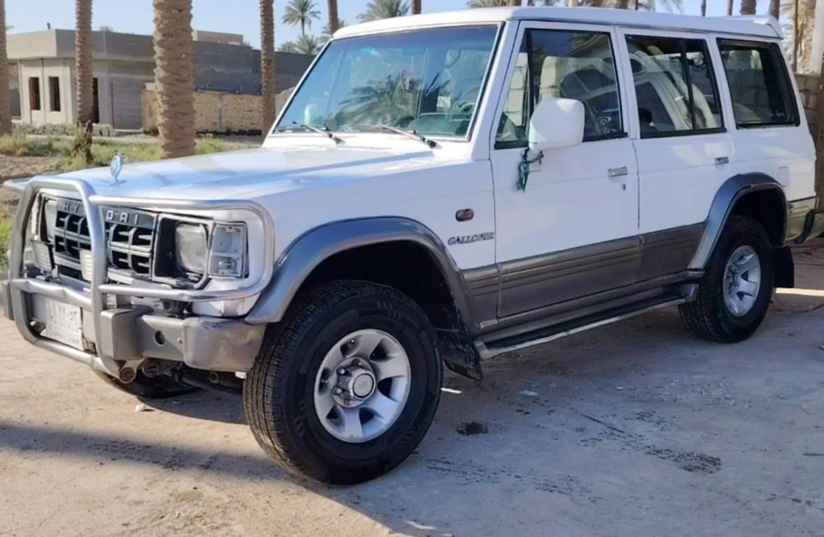 السلام عليكم
گالوبر 1995 السيارة جاهزة وحلوة 
محرك ونجي كير اوتماتيك رقم (بصرة) 
راعيها بالحمزة السعر 42 وبيها مجال 
للاستفسار ***********
