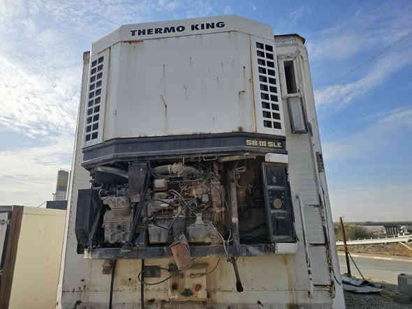 مان 2002 مع البراد للبيع 
السعر 120$
مكان كركوك
***********
