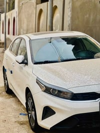 سيراتو 22 رقم بغداد ماشيه 70 محرك 1600 07808772050
