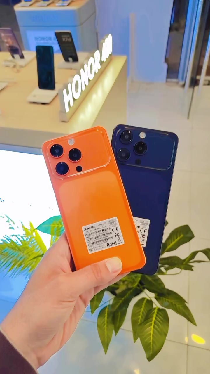 شبيه الايفون بإمتياز
 Oukitel C17 
شبية الأيفون الاقتصادي 👌

المواصفات :

✅ شاشة IPS LCD بحجم 6.52 بوصة
✅ دقة 540×1200 وسطوع 450nits
✅ معالج Unisoc T310 أداء جيد للمهام اليومية
✅ رام 4GB + تخزين 128GB مع دعم microSD
✅ كاميرا خلفية 13MP وتصوير 1080p
✅ كاميرا سيلفي 5MP
✅ بطارية ضخمة 5000mAh مع شحن 10W
✅ بصمة جانبية + مدخل سماعات 3.5mm
✅ أندرويد 16 أحدث إصدار

 شركة المنتظر للموبايل 🧡
-------------------
تكدرون تاخذونه بنقد ✅
او 
بالاقساط على بطاقة الماستر كارد موظفين ✅

منصة الرافدين 🥇🥇
--------------------------------
♦️ملاحظه ♦️
الاسعار غير ثابتة متغيره يوميا حسب كل شـركـه  ✅ 

📄 نستلم طلباتكم من خلال 👇🏼
📬 ارسال رسالة على الماسنجر او
☎️ الاتصال على احد ارقام فروع الشركة
___________________________
العنوان الفرع الرئيسي - السماوة - شارع الشعبية - من جهة مدخل الكورنيش - مجاور ازياء سيف 
*********** جملة
*********** مفرد
*********** مفرد
------------------------------------
الفرع الثاني - السماوة بداية شارع العيادة الشعبية - مجاور ازياء تركيا ستور
*********** 
------------------------------------
الفرع الثالث - المثنى - مدخل الرميثة الرئيسي - مقابل بلدية الرميثة الجديدة - مجاور ثانوية الرميثة للبنات
‏‭ ***********‬ جملة
***********  جملة
*********** جمله
*********** مفرد
------------------------------------
الفرع الرابع - المثنى - الرميثة شارع الرسول مجاور جامع الامام الحسن (ع) ثالث محل
*********** جملة + مفرد
------------------------------------ 
 #اكسبلور #ترند #ريلز #مشاهير #العراق
